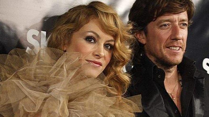 Paulina Rubio y Nicolás Vallejo-Nájera