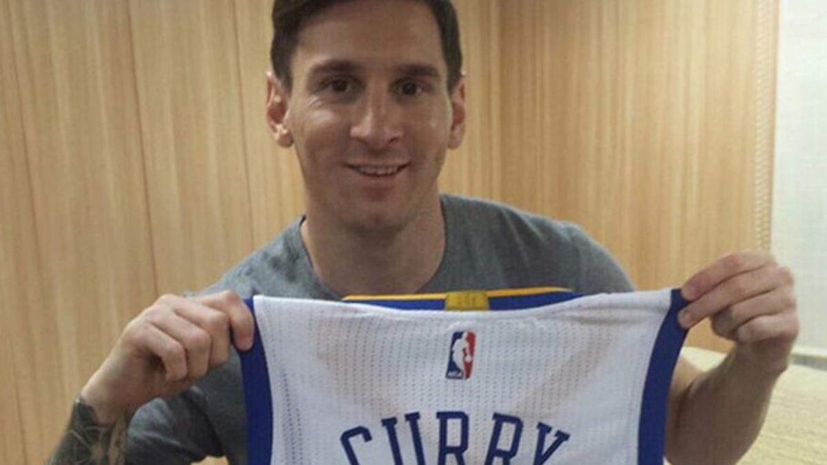 Messi ya tiene la camiseta de Stephen Curry