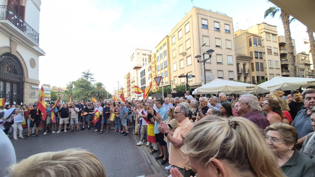 Masivas concentraciones en Sagunt y Port de Sagunt en apoyo a Ceuta Masivas concentraciones en Sagunt y Port de Sagunt en apoyo a Ceuta