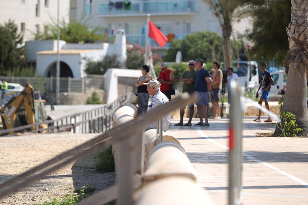 Frustrado el primer intento de sacar el 'Harmonya' de es Caló des Moro