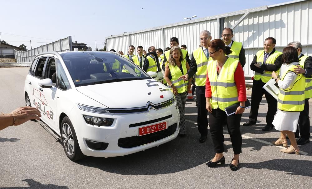 Prueba de un coche autónomo en el CTAG