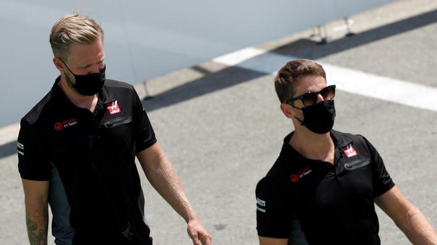 Grosjean y Magnussen.