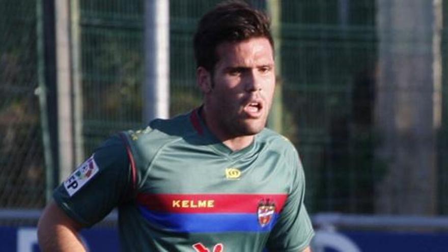 El jugador, en un partit jugat contra el Llagostera amb el Levante B