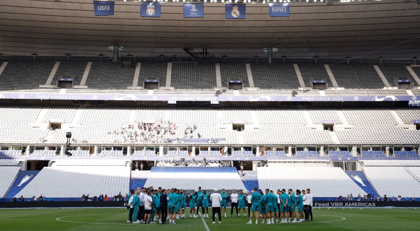 El Real Madrid se entrena en el Stade de France en el que se jugará la final de la Champions.