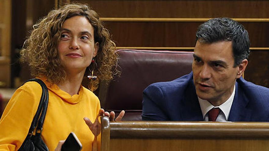 Meritxell Batet y Pedro Sánchez, en el Congreso.