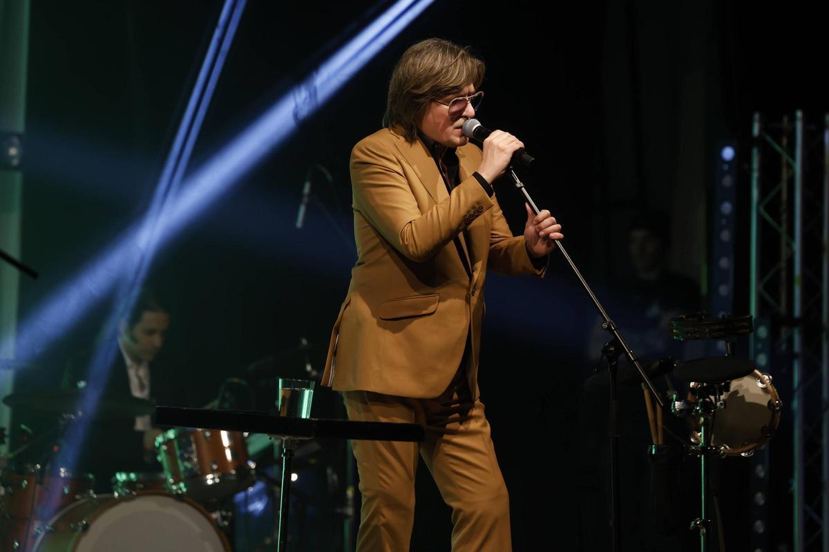 Así fue el concierto de Nacho Vegas en Mieres, el inicio de su gira "Vidas semipreciosas"