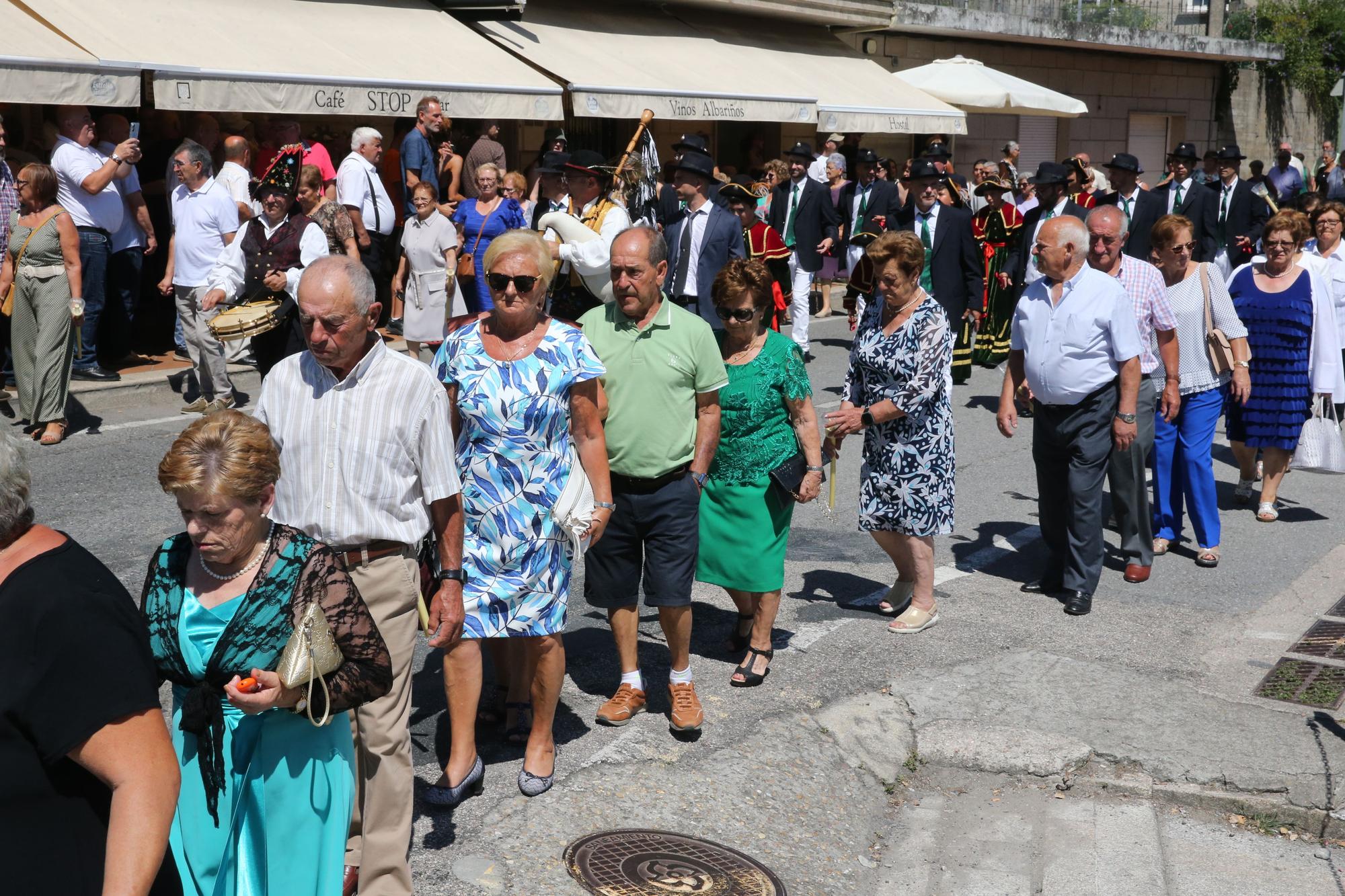 La procesión y la danza de San Roque de O Hío en imágenes (I)