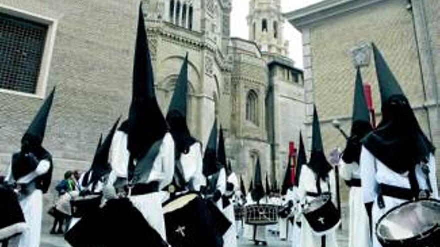 La Semana Santa de Zaragoza ya es de interés internacional