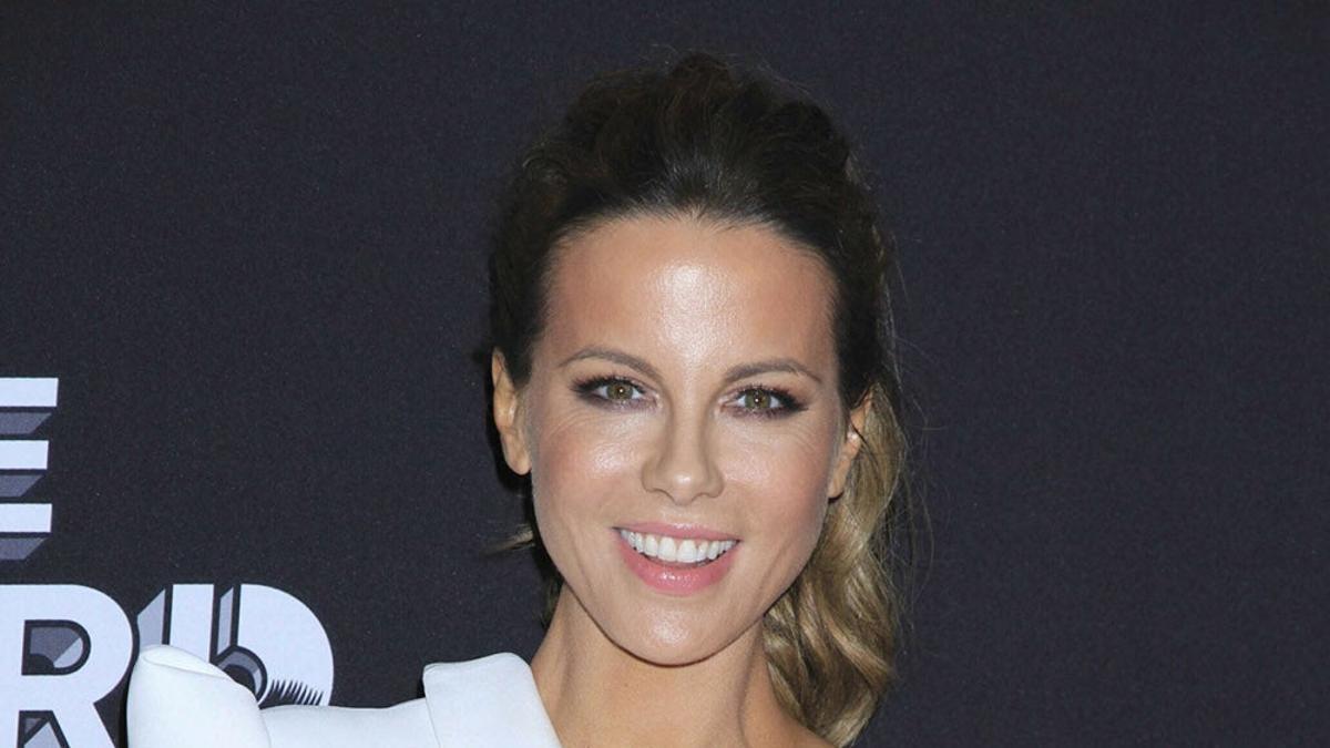 Kate Beckinsale cree que ser tan lista le ha perjudicado en su carrera