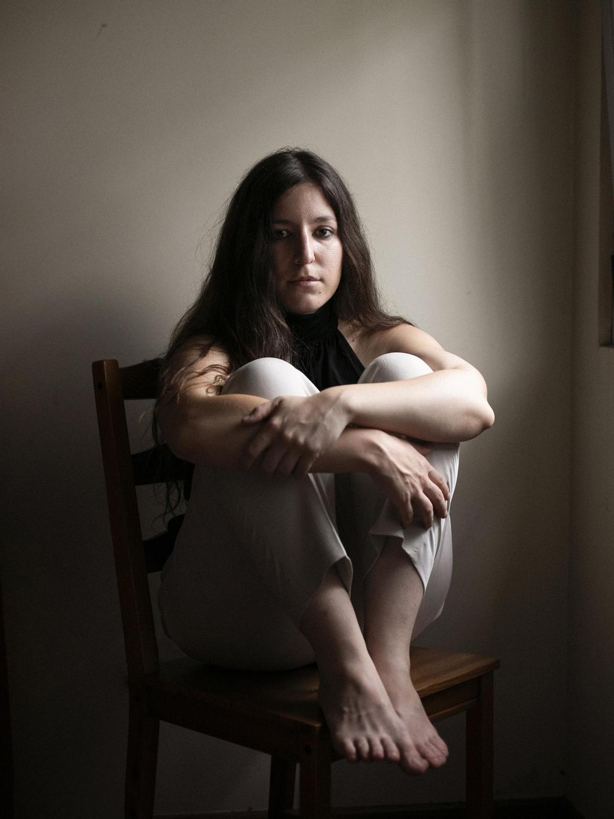 Laura C. Vela.