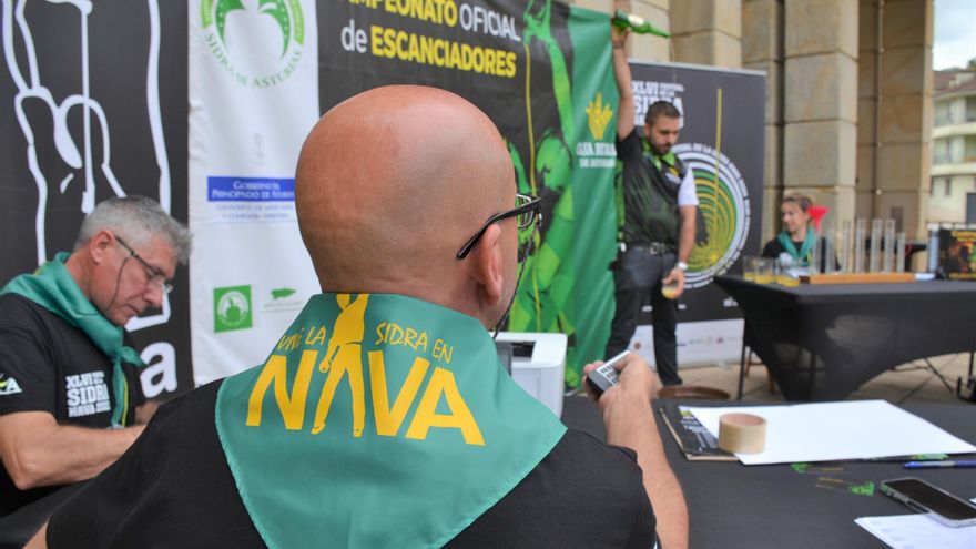 imagenes: XXX Campeonato Oficial de Escanciadores Nava 2023