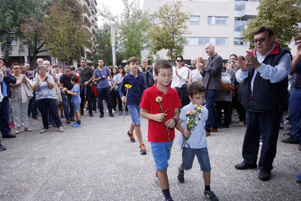 Cientos de personas se concentran en Girona