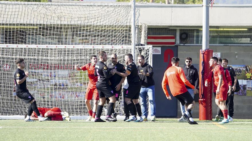 L&#039;agressió d&#039;un jugador de la UD San Juan Atlético a un jugador del FC Pirinaica que va obligar a suspendre el partit