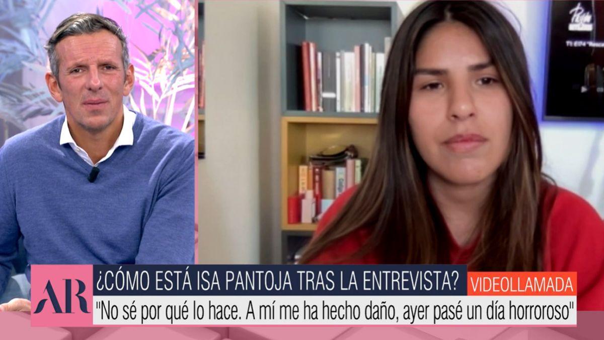 Isa Pantoja, con Joaquín Prat.