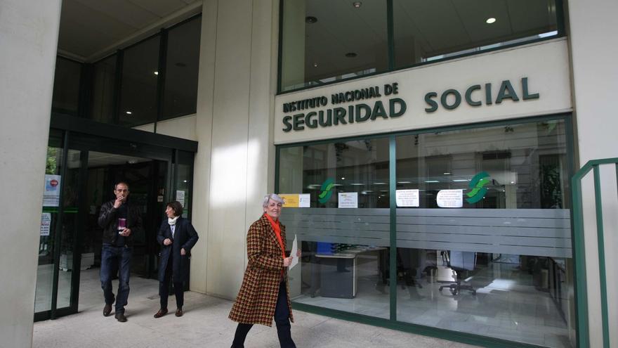 Los beneficiarios de la renta mínima bajan un 72% entre 2020 y 2023 en Andalucía