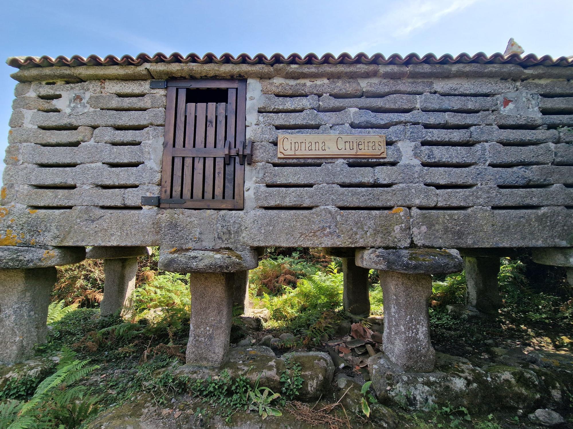 De visita en las Islas Atlánticas de Galicia a bordo del aula flotante "Chasula".