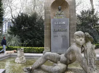 El plan de restauración de esculturas se reactiva en el parque Isabel la Católica: estas dos serán las primeras
