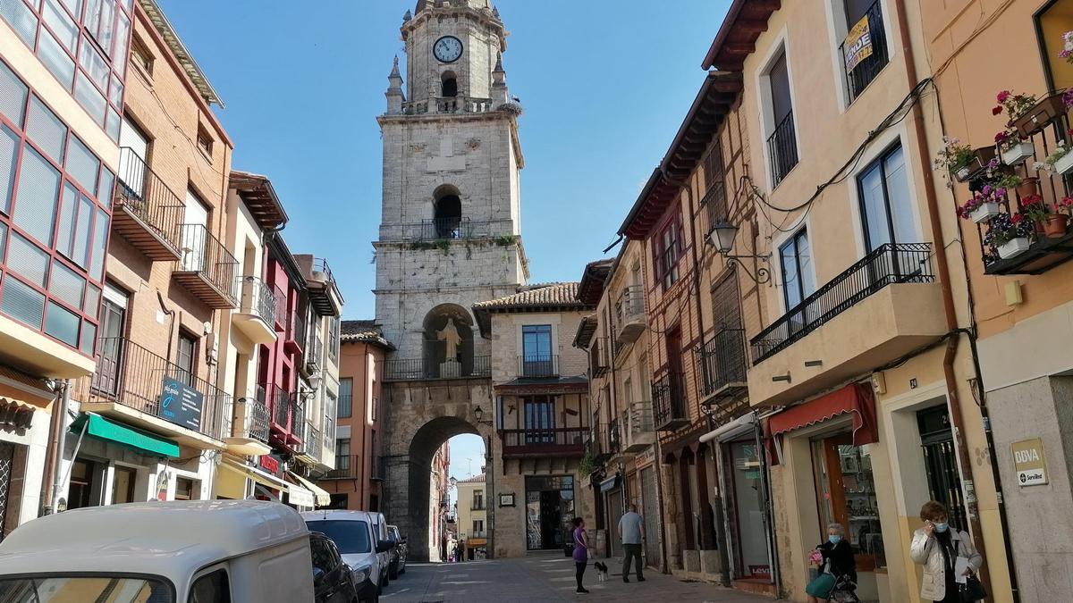 Arco del Reloj, en el que será restaurada la escalera de acceso situada en el interior