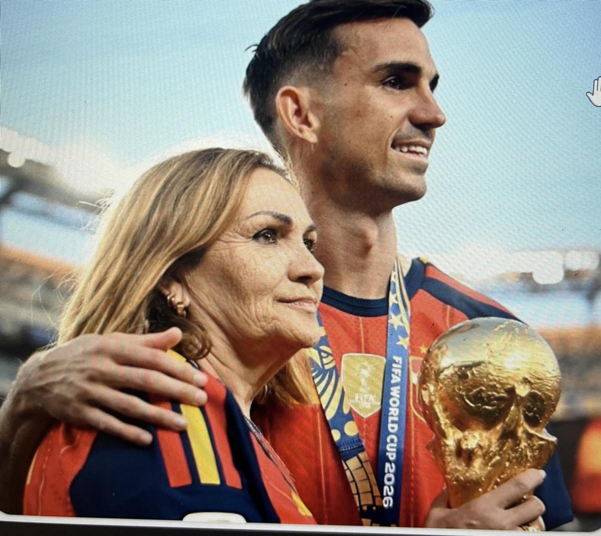 Fabián Ruiz le dedicó la Copa del Mundo a su madre.