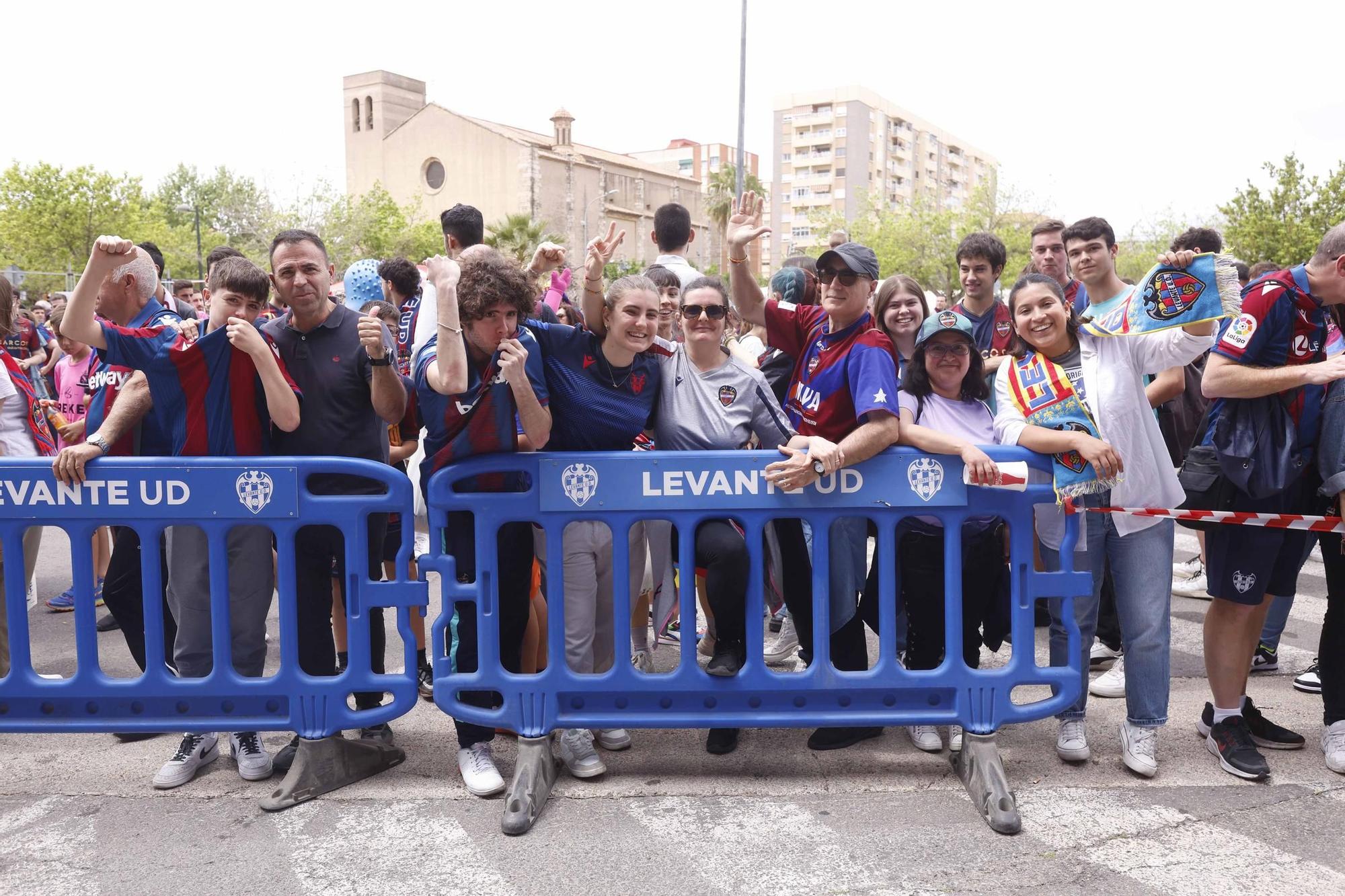 Búscate en el recibimiento al Levante UD antes de enfrentarse al Alavés