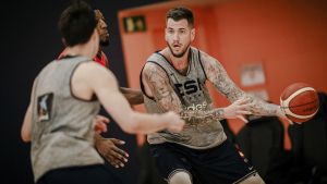 Fran Guerra, durante un entrenamiento de la selección española.