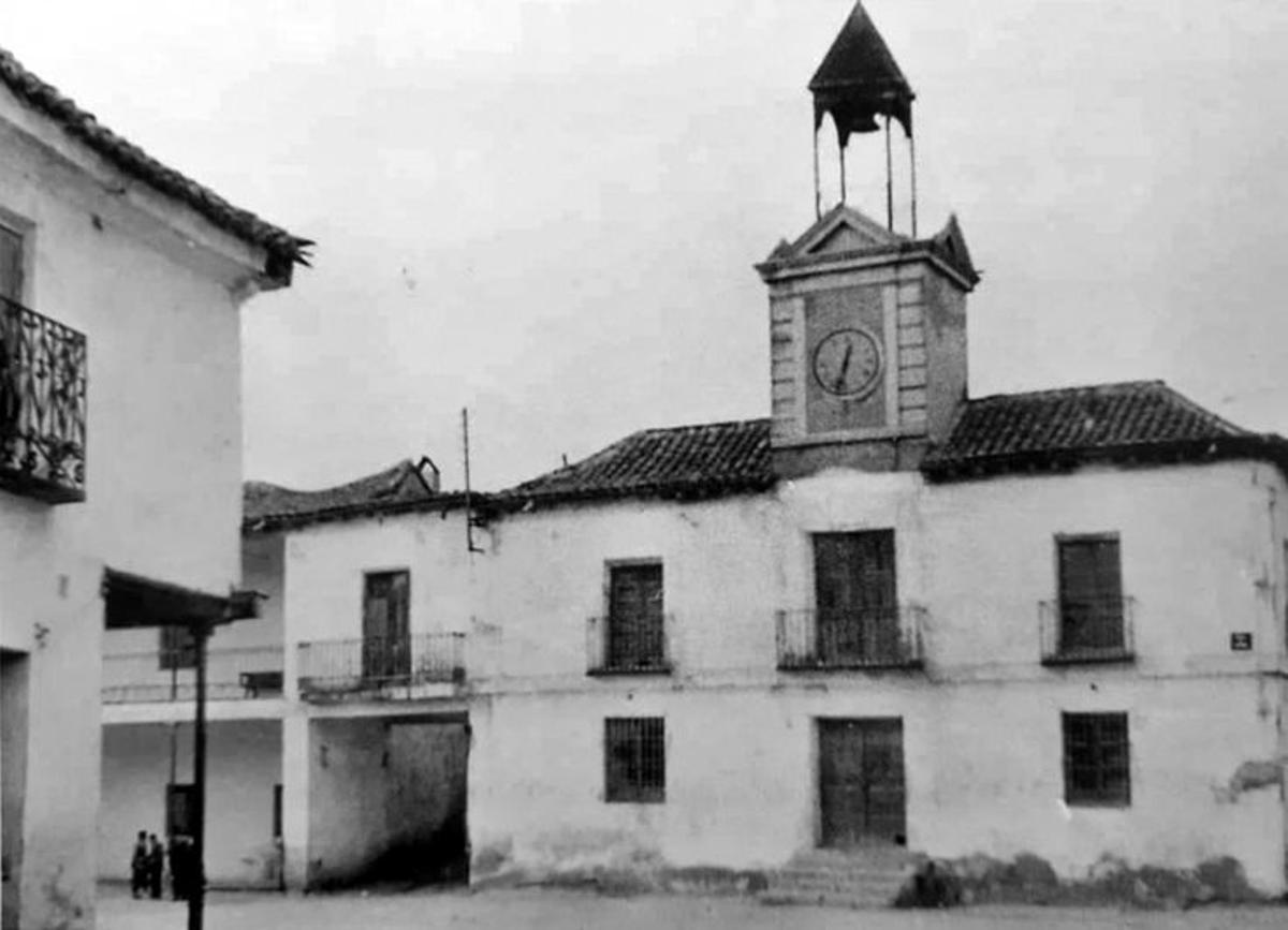 Antiguo ayuntamiento de Móstoles, derribado en 1974