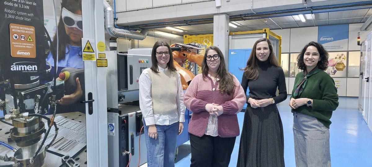 Lucía Alonso, Nerea Otero, Andrea Fontán y Filipa Lourenço, en el centro Aimen. | AIMEN