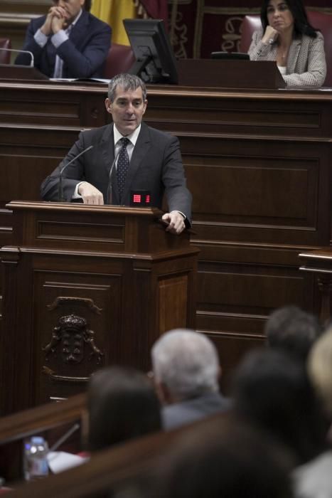 19/01/2017.CANARIAS.Pleno del Parlamento de Canarias..Fotos: Carsten W. Lauritsen