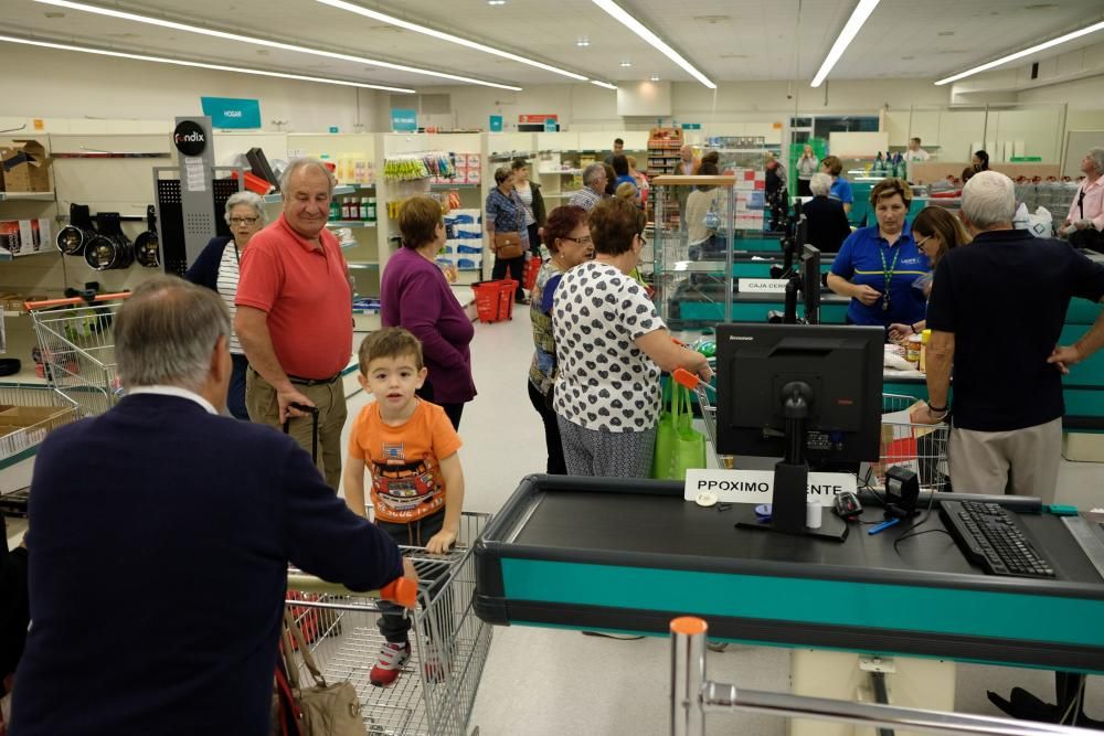 Primer día de El Economato en las Cuencas