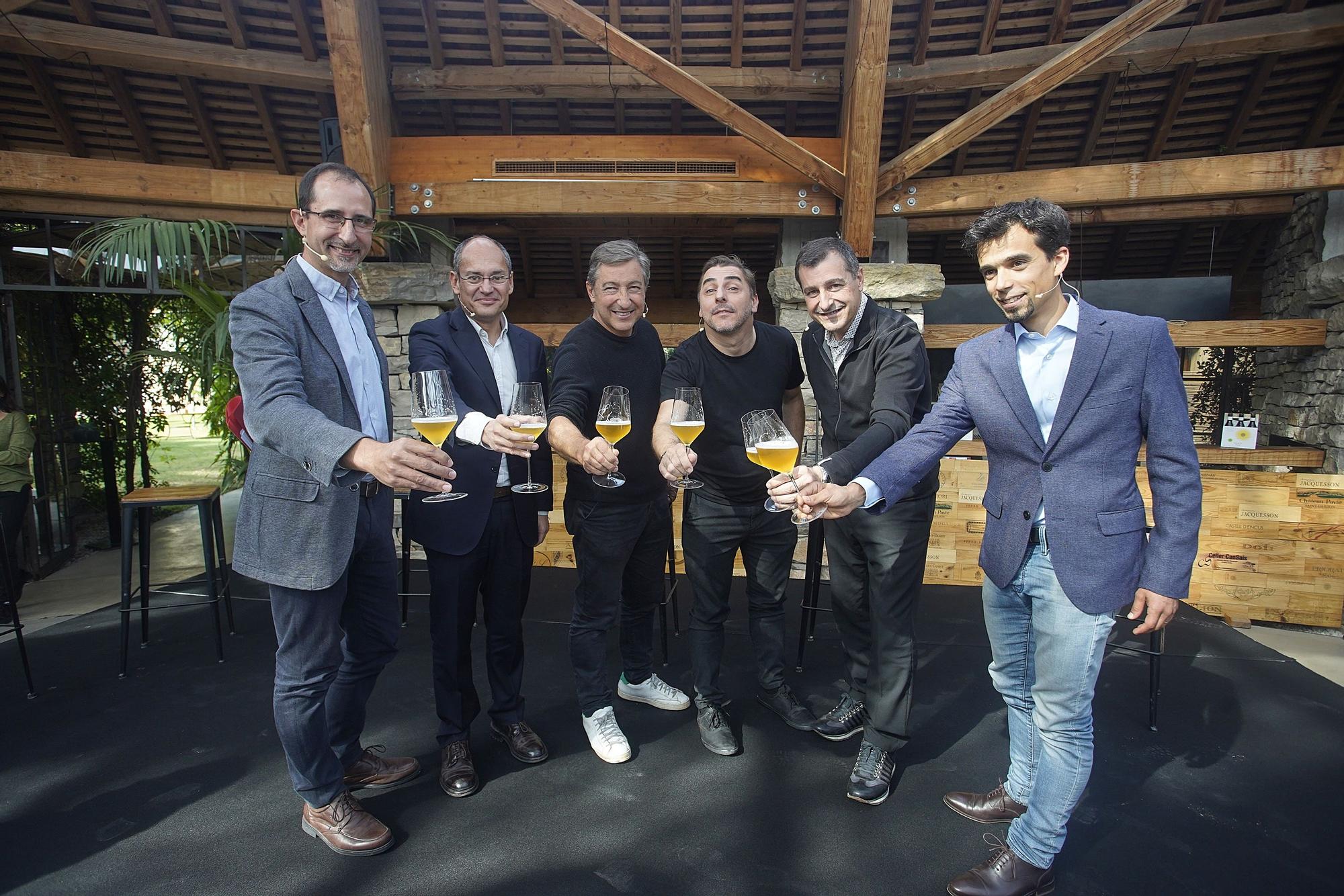 Damm i el Celler de Can Roca s'uneixen per crear Duet, la cervesa àcida de la marca que combina malt d'ordi i raïm