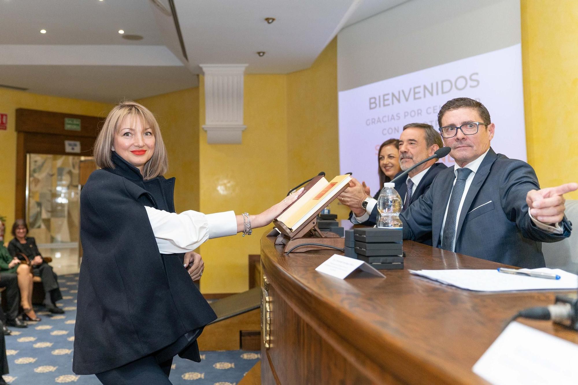 El Colegio de Gestores Administrativos de Murcia celebra patrón y distingue a nuevos colegiados