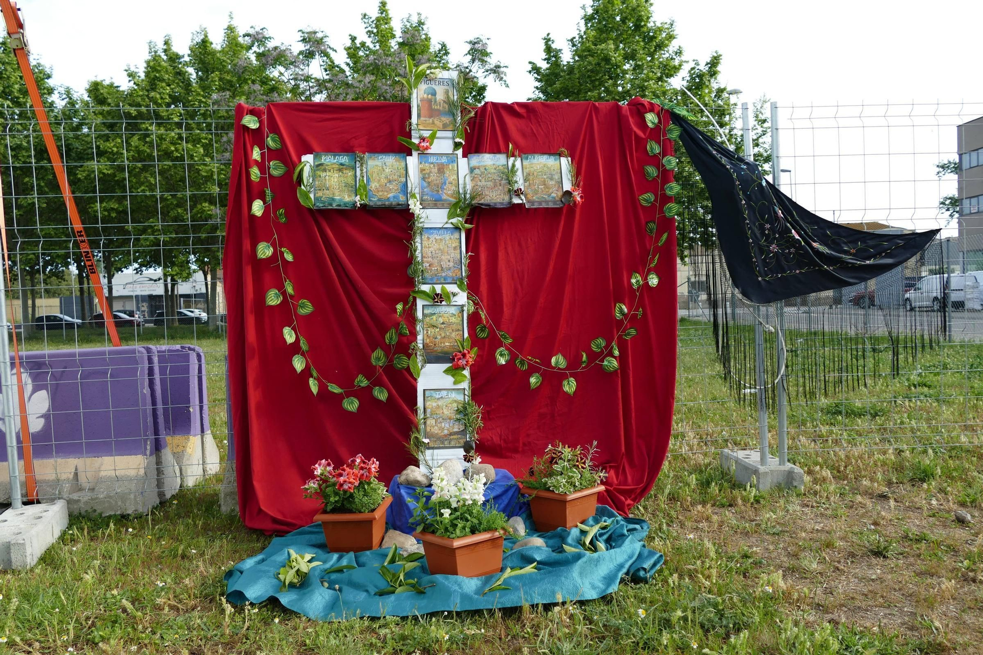 Les Creus de Maig de Figueres triomfen en una edició marcada per l’èxit de participació