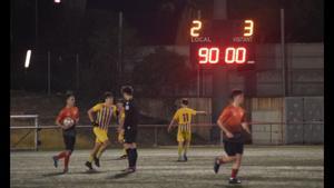 momento del partido entre Santboia F.C y el Atlético de Sant Just F.C.