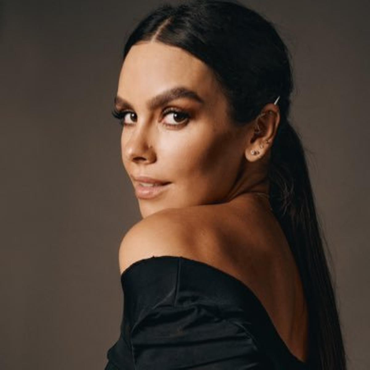 Así es el top de Puma que ha puesto de moda Cristina Pedroche.