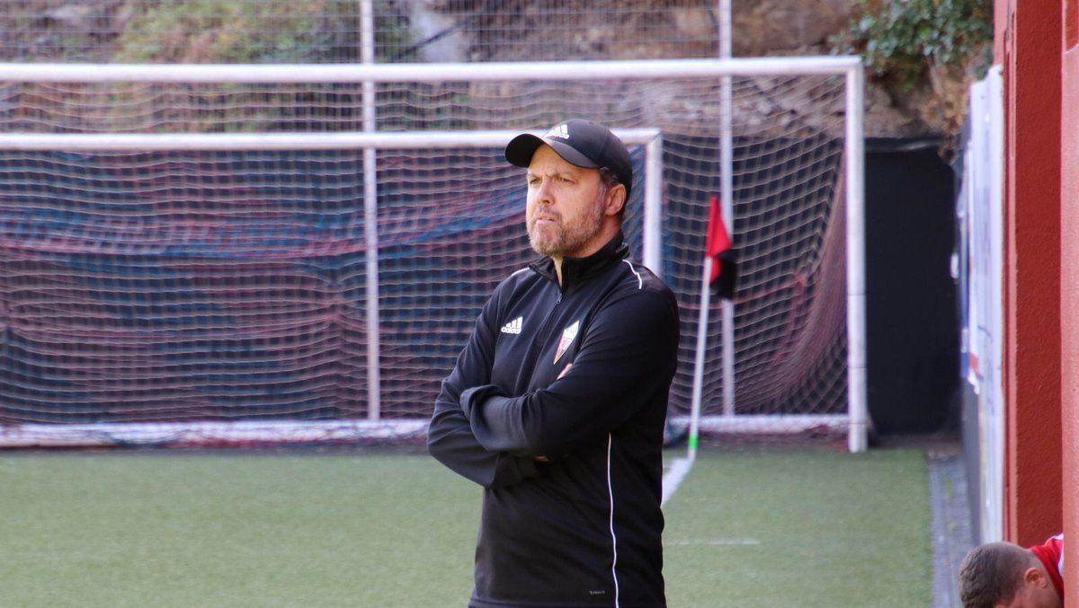 Ángel Sánchez, en su ciclo como entrenador del CD Mensajero.