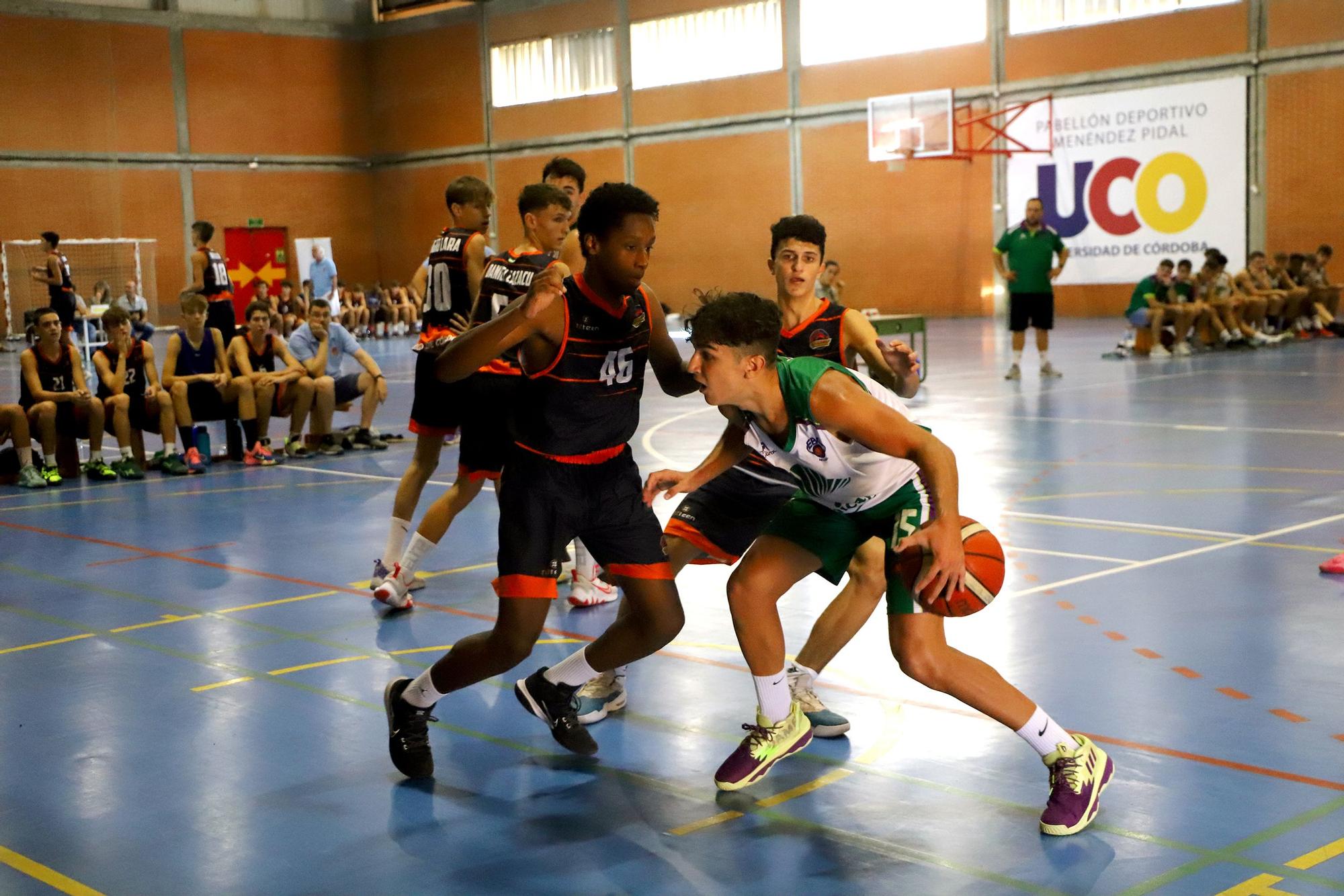 Las imágenes del Memorial Abilio Antolín de baloncesto