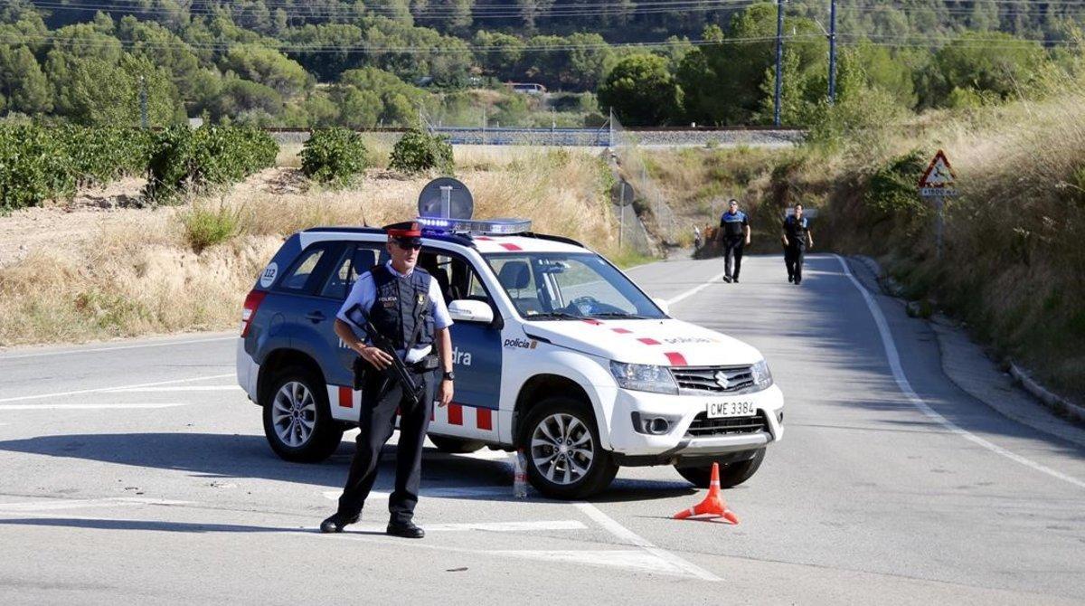 undefined39761038 un vehicle amb agents dels mossos d esquadra a la carretera 190101115455