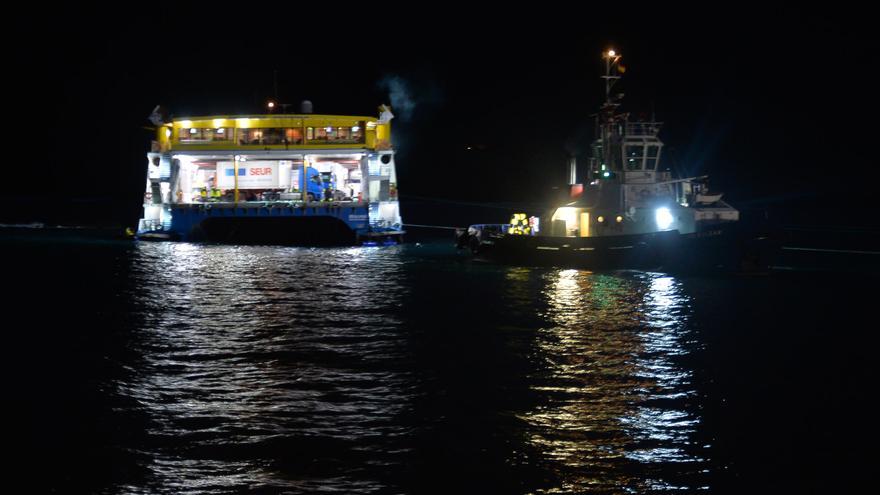 Nuevo intento infructuoso para desencallar el ferry en Agaete