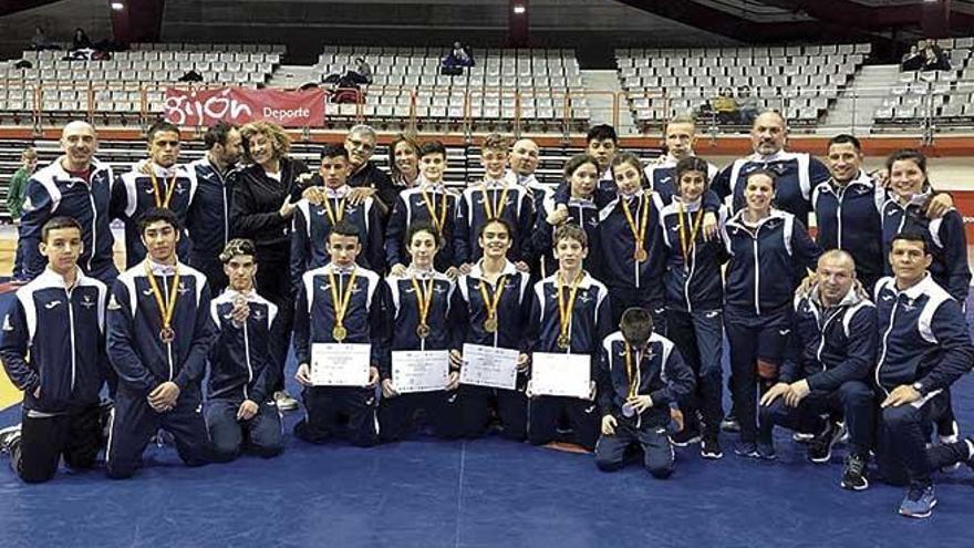 Balears consigue 14 medallas en el campeónato de España de lucha olímpica