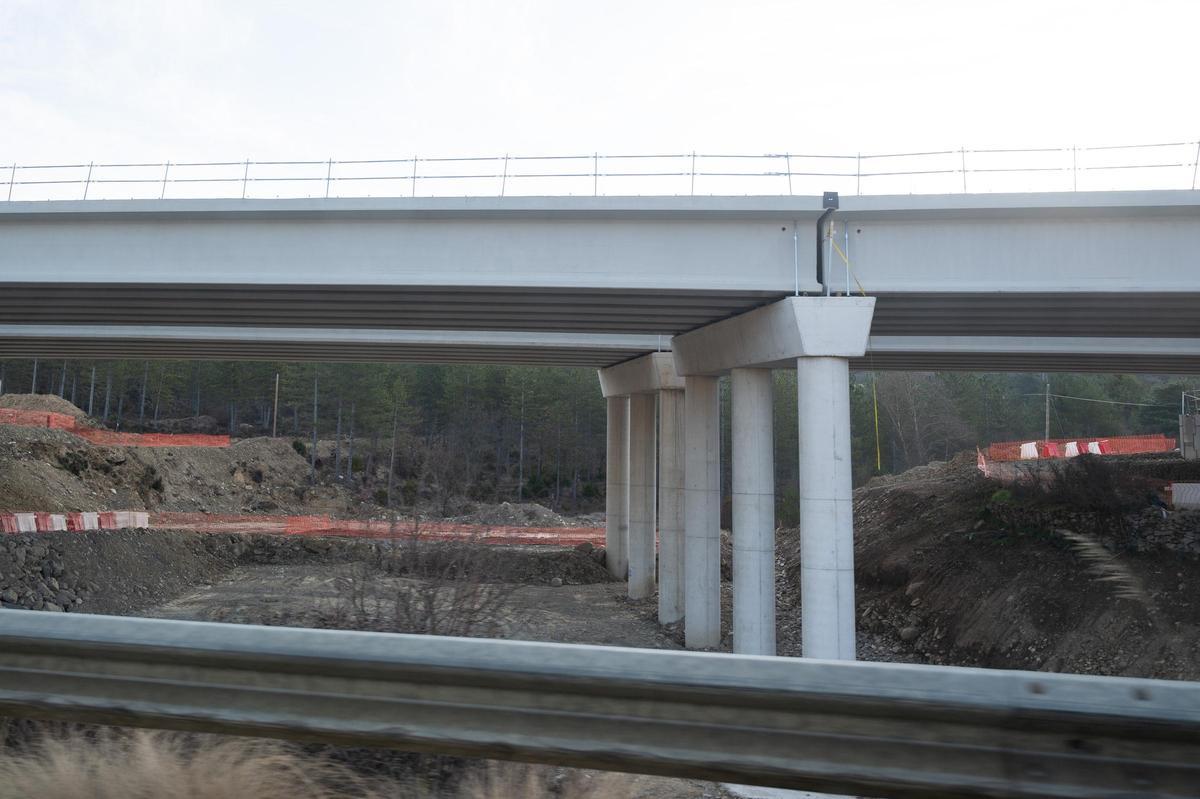 Sabiñánigo vive entre obras paralizadas y retenciones en carretera los domingos