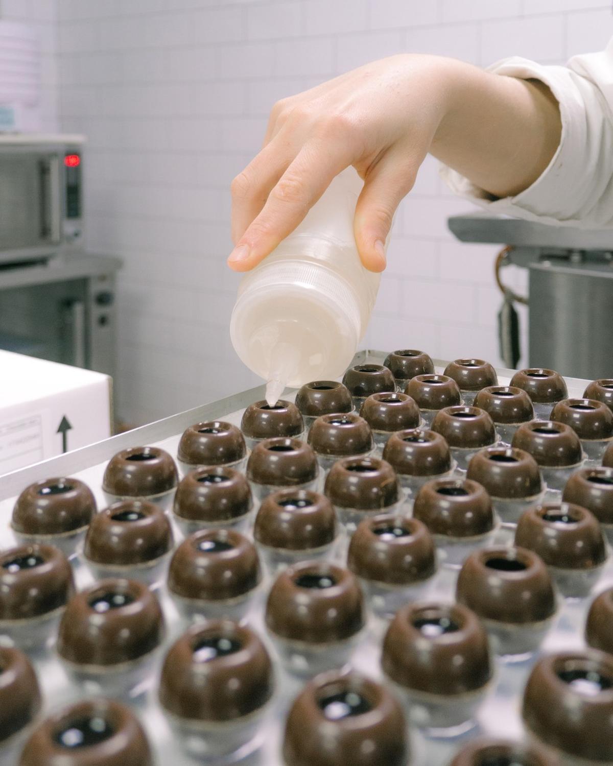 Bombetas rellenas de cassalla o cremaet ¿Hay un mix dulce más valenciano?