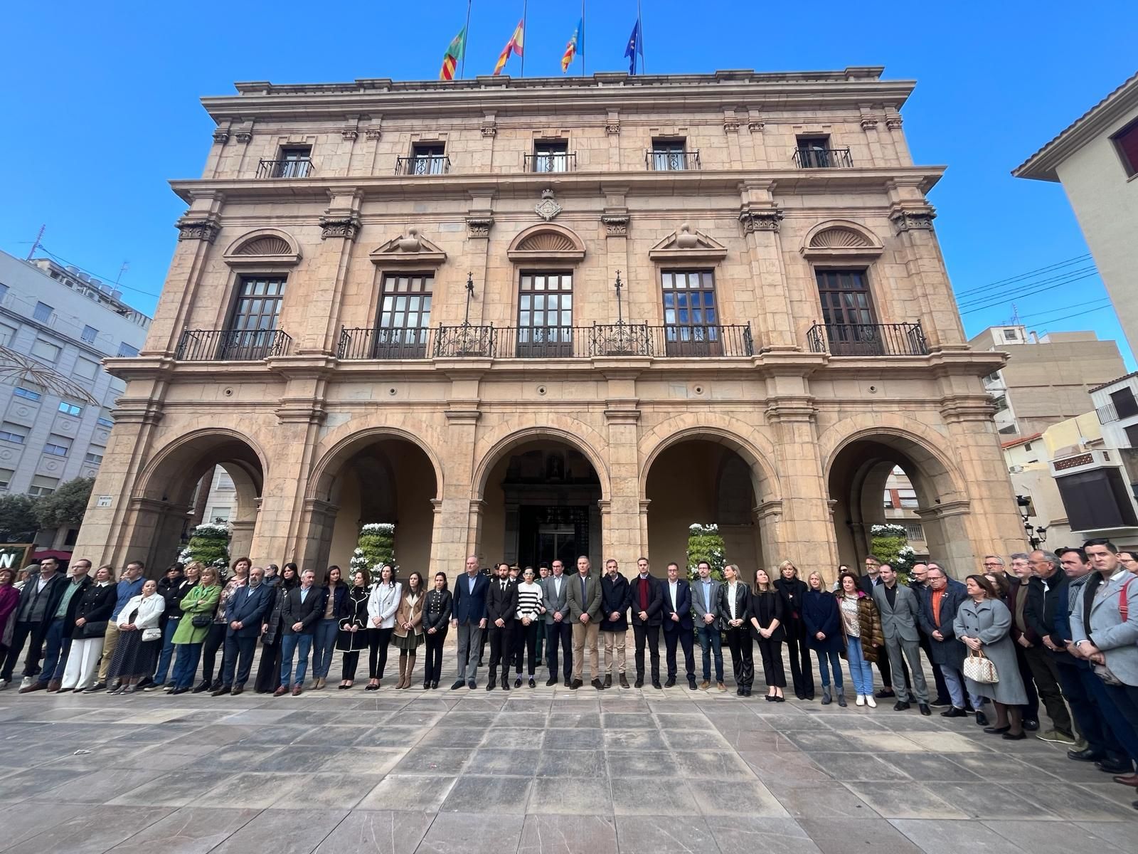 Minuto de silencio en Castelló.