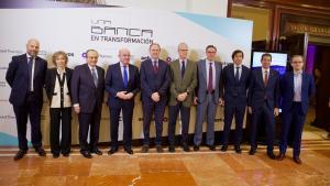 Foto de familia en el I Foro Financiero organizado por el grupo Prensa Ibérica.