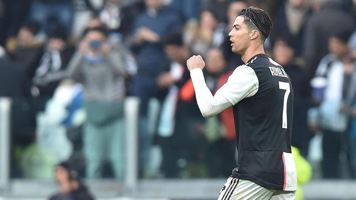 Cristiano Ronaldo celebrando uno de los dos tantos que anotó frente al Udinese