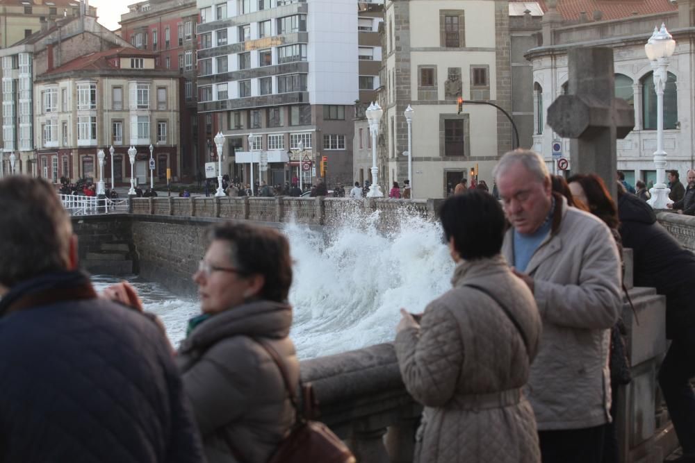 Olas de más de diez metros