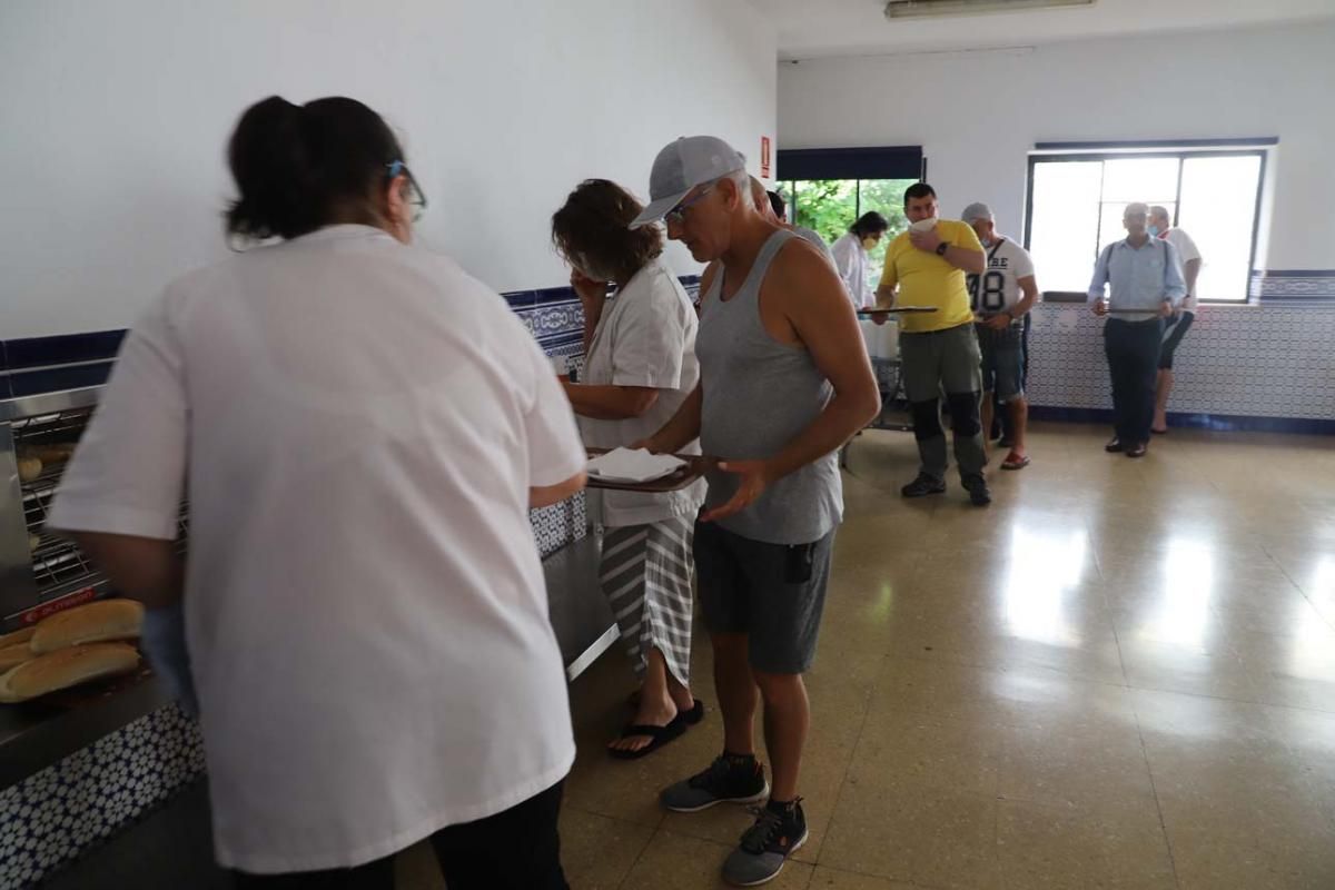 Cierra el colegio Séneca tras acoger a personas sin hogar durante el confinamiento