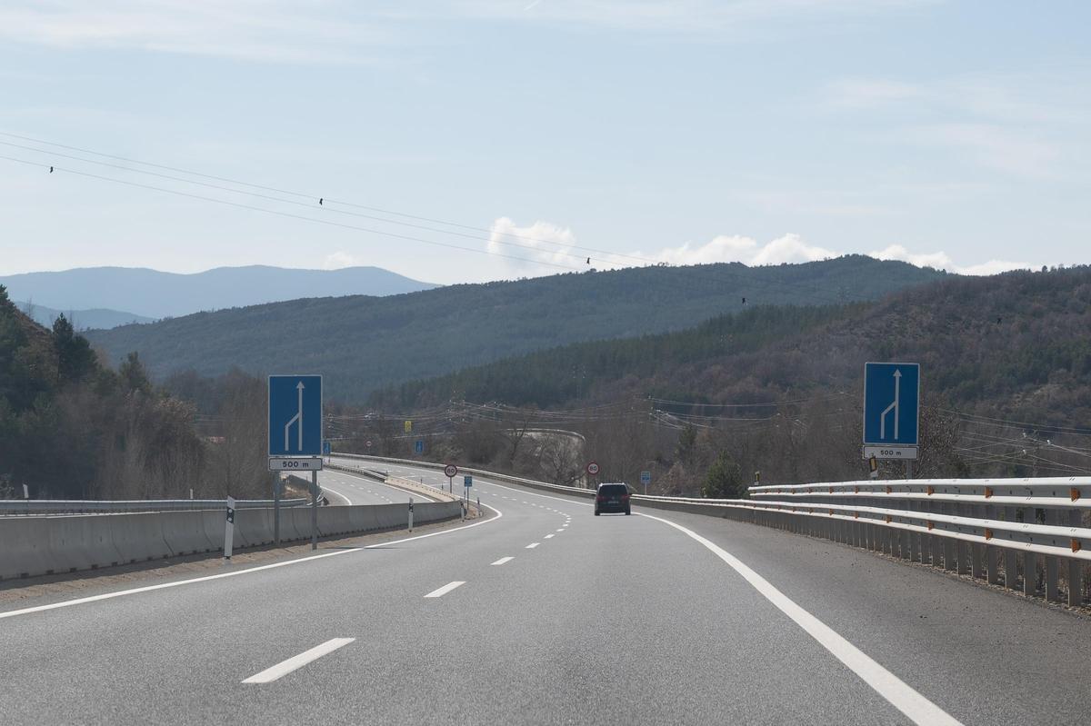 Sabiñánigo vive entre obras paralizadas y retenciones en carretera los domingos