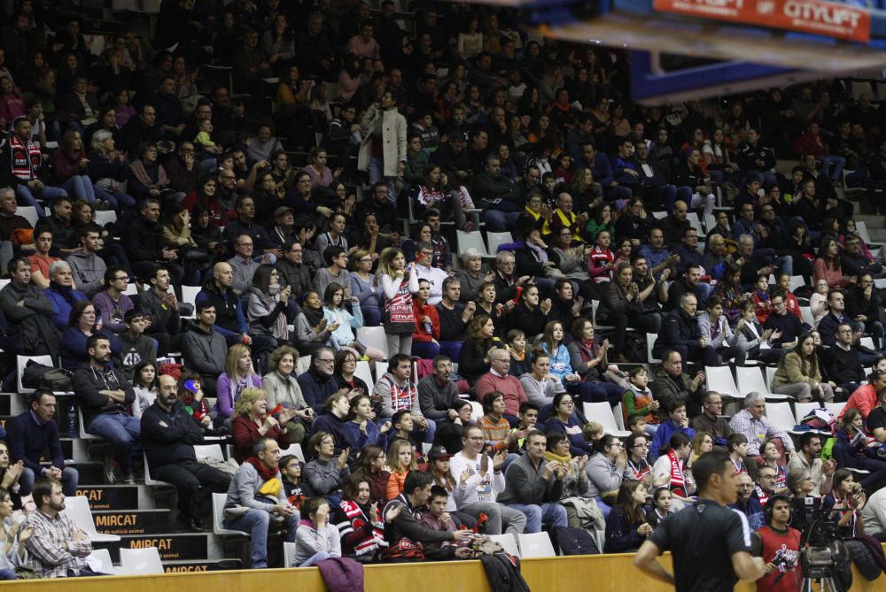 Les millors imatges de l''Uni - Avenida (61-66)