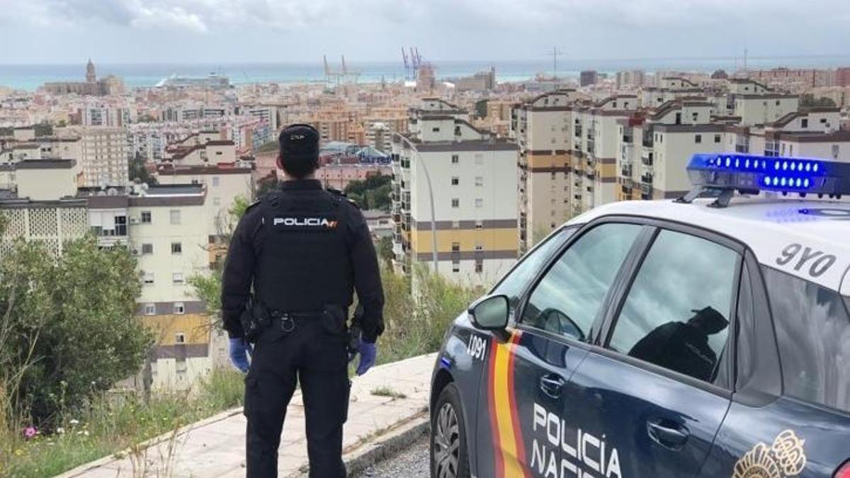 Un patrullero en la zona norte de la capital.