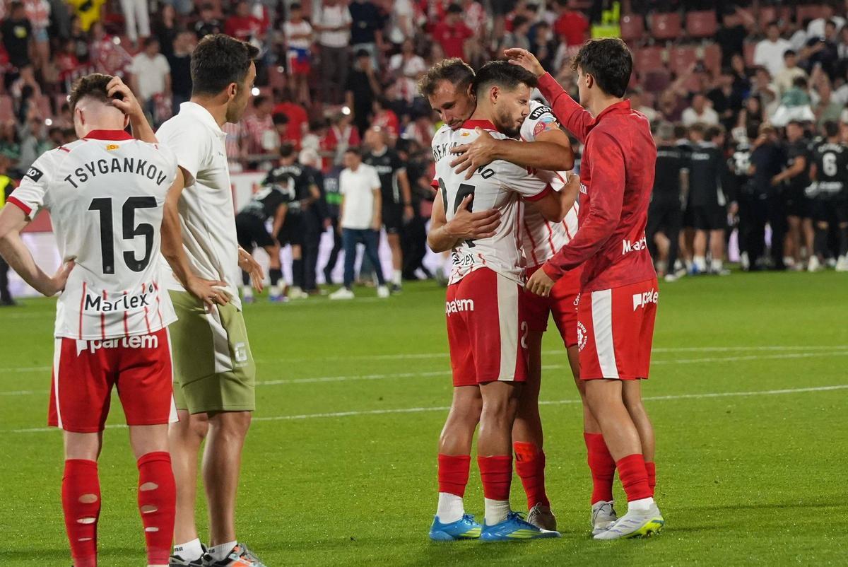 El Girona és incapaç de derrotar l'Elx i baixa a Segona (1-1) El Girona és incapaç de derrotar l'Elx i baixa a Segona